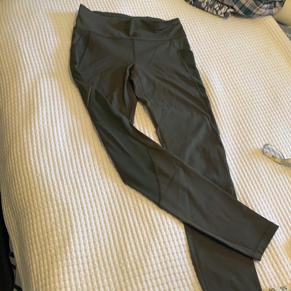 Lululemon miles ahead tight 28 - Picture 9 of 11